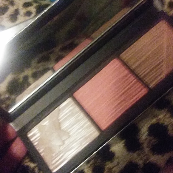 Mac - Picture 2 of 5